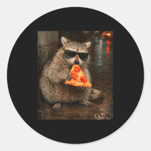 Racoon eating pizza meme funny animal for men classic round sticker