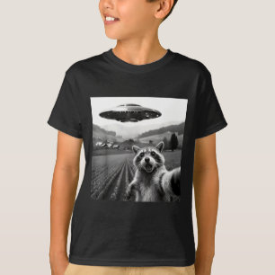 Racoon Selfie With Alien Ufo Funny Racoon Alien Bi T-Shirt