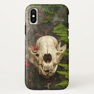 Racoon Skull On Old Log With Ferns And Red Petals Case-Mate iPhone Case
