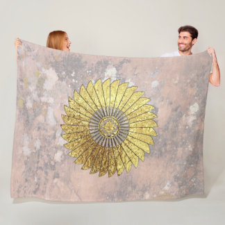 Radiating Feathers Fleece Blanket
