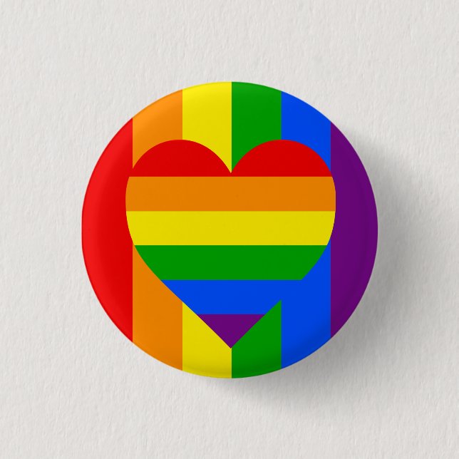 "RAINBOW HEART" 3 CM ROUND BADGE (Front)