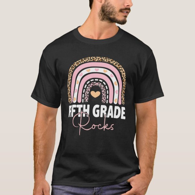 Rainbow Hello Fifth Grade Rocks   Team 5th Grade S T-Shirt (Front)