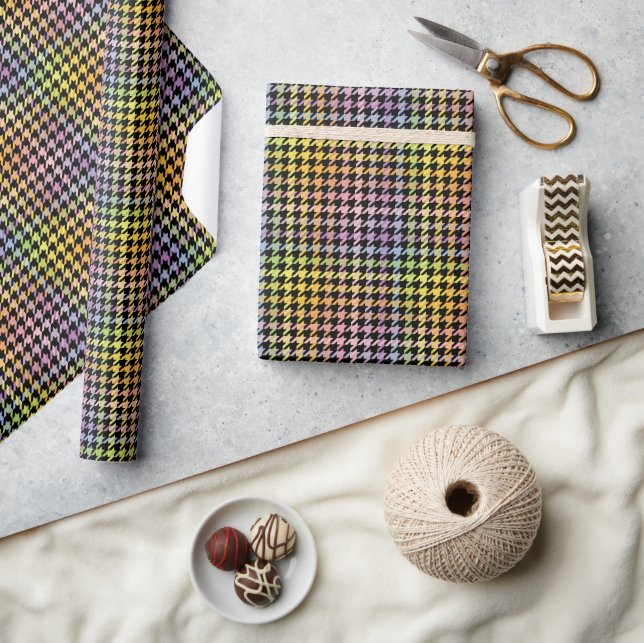 Rainbow Houndstooth Pattern Wrapping Paper (Crafts)