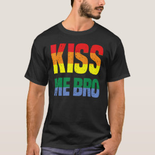 Rainbow Kiss Brother Bro Gay Lgbtq Lgbt Pride Mont T-Shirt