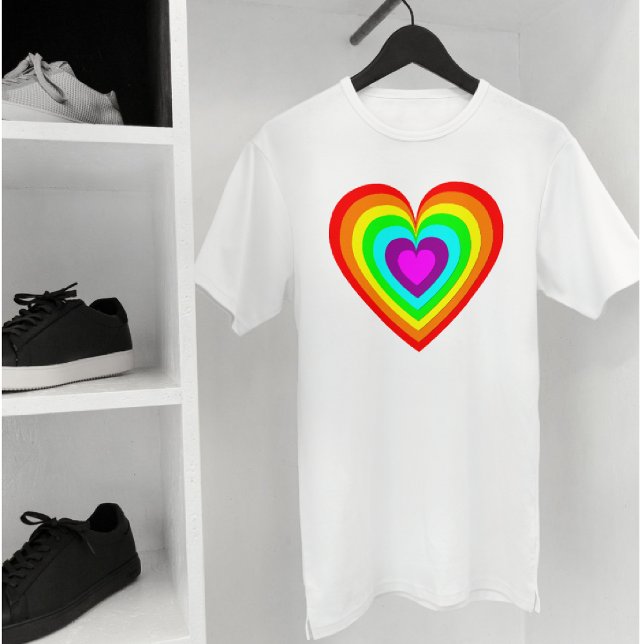  Rainbow Love Heart Design T-Shirt (Creator Uploaded)