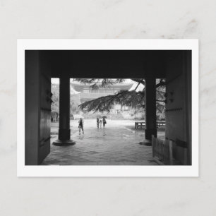 Rainy Season: Zojoji Temple, Tokyo Postcard