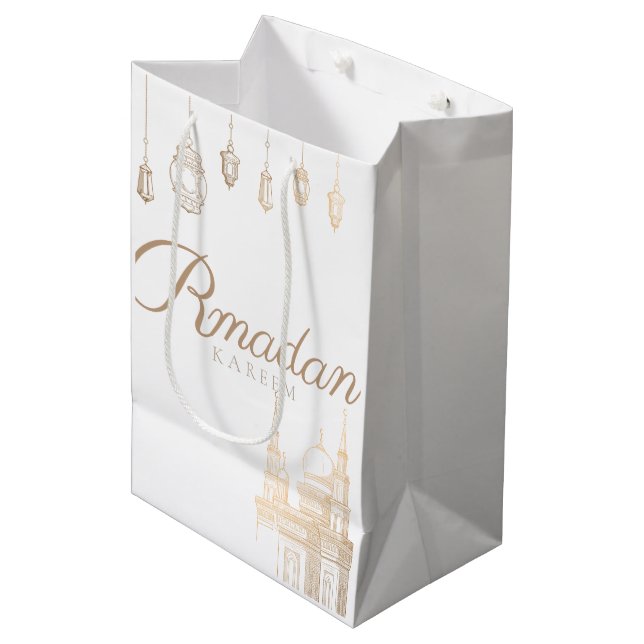 ramadan Kareem theme gift bag for celebration (Front Angled)