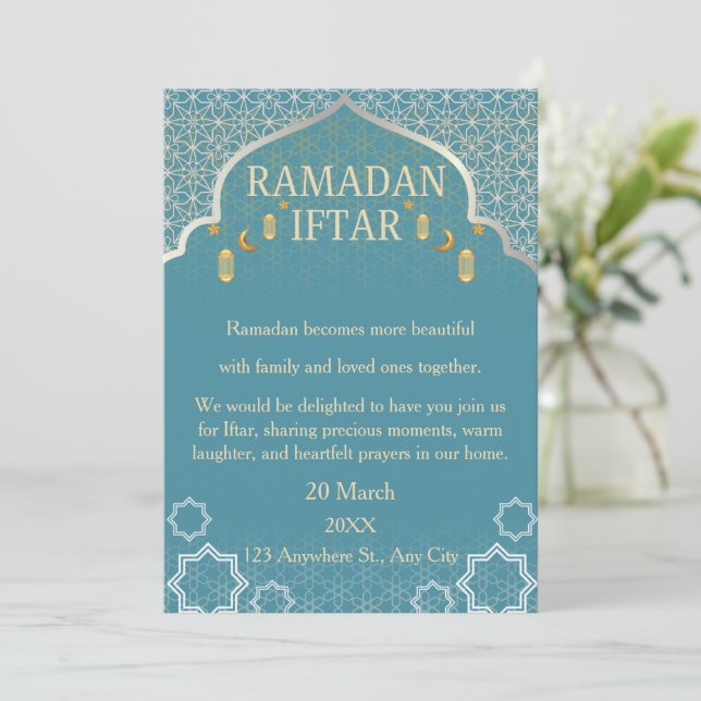 Ramadan Mubarak Invitations – Elegant Family Iftar (Standing Front)