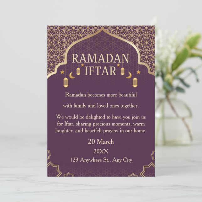 Ramadan Mubarak Invitations – Elegant Family Iftar (Standing Front)