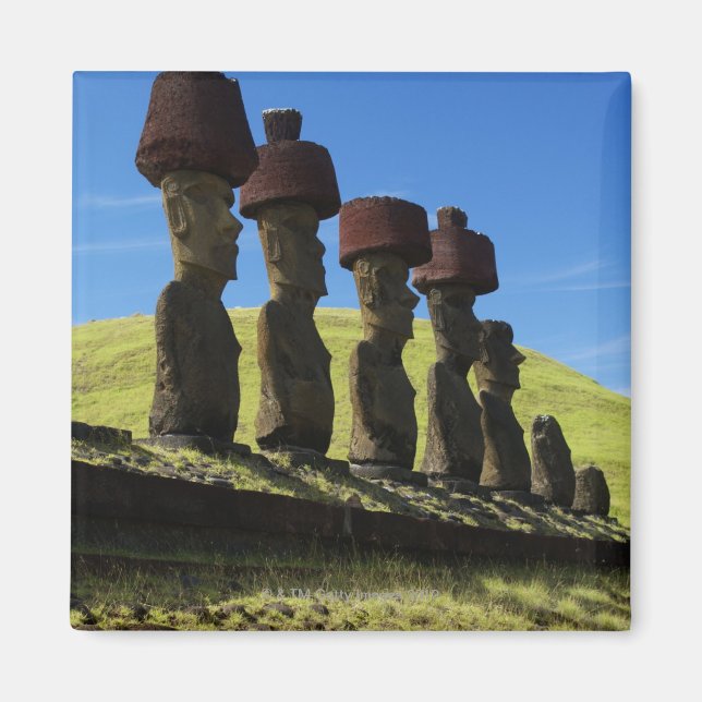 Rapa Nui artefacts, Easter Island Magnet (Front)