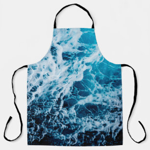 Rapid sea while sailing ship. Dramatic and picture Apron