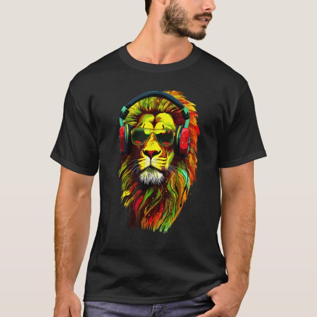 Rasta Lion Stylish Rastafari Reggae & Jamaica Vibe T-Shirt (Front)