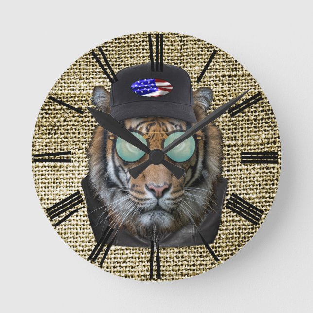 Rastafarian-wildlife lion humor design round clock (Front)