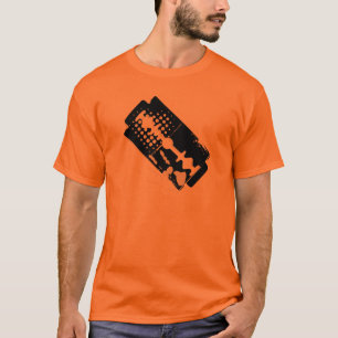 razor blade - broken hearts T-Shirt