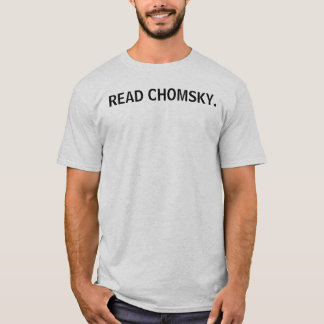 READ CHOMSKY. T-Shirt