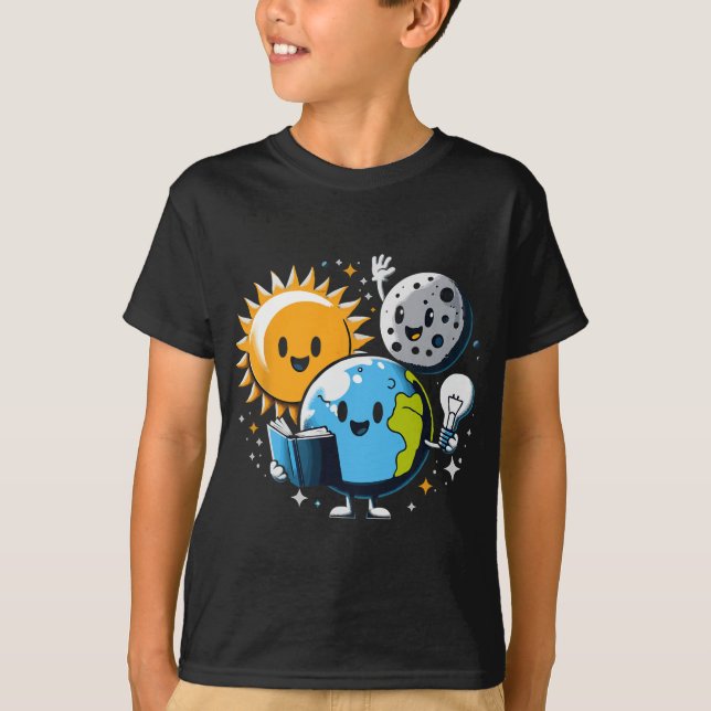 Reading Book Earth Moon Sun Funny Total Solar Ecli T-Shirt (Front)