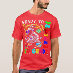 Ready To Eplore 7th Grade Astronaut Skateboarding T-Shirt