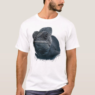 Realistic Chameleon – Reptile Lover T-Shirt