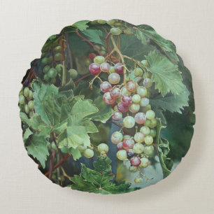 Realistic Grape Vine with Leaves – Fine Art Round Cushion
