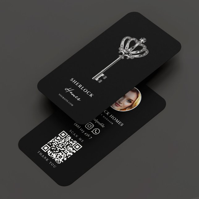 Realtor Real Estate Marketing Black Silver Modern  Business Card (Realtor Real Estate Marketing Black Silver Modern Business Card
)