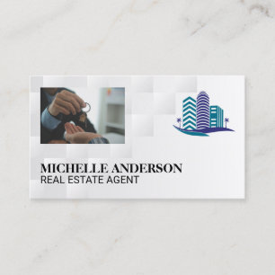 Reator Agent Handing the House Keys Business Card