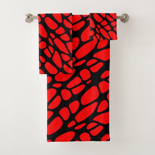 Red and Black Gothic Organic Web Pattern Bath Towel Set (Insitu)