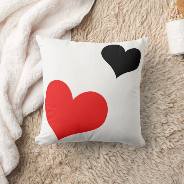Red and black hearts cushion (Blanket)