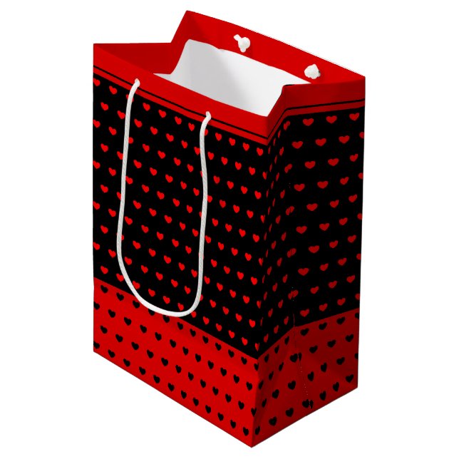 Red and Black Hearts Pattern, Stylish Medium Gift Bag (Front Angled)