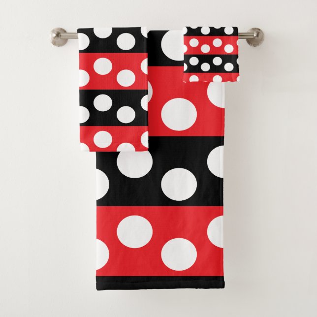 Red and Black Polka Dot  Bath Towel Set (Insitu)