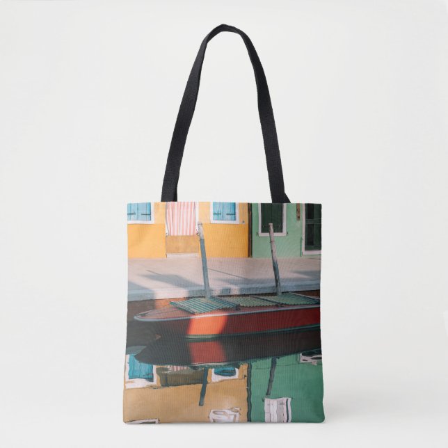 RED AND GREEN BOAT DOCKING ON DOCK TOTE BAG (Front)