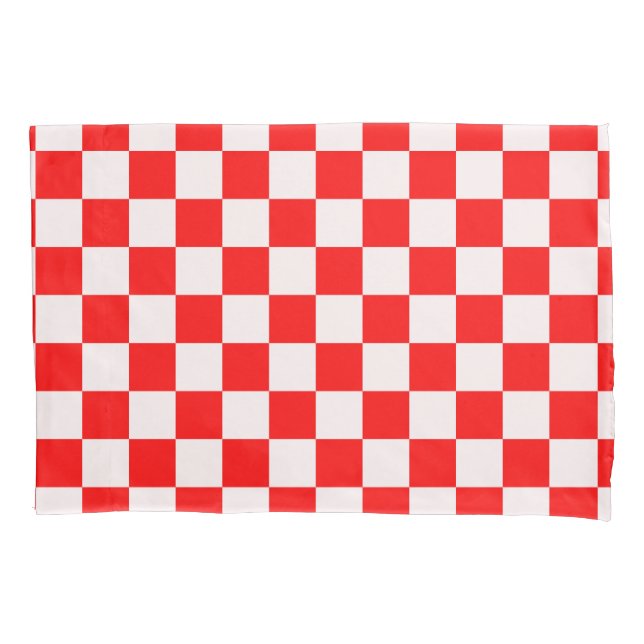 Red and White Chequered Pattern   Pillowcase (Front)