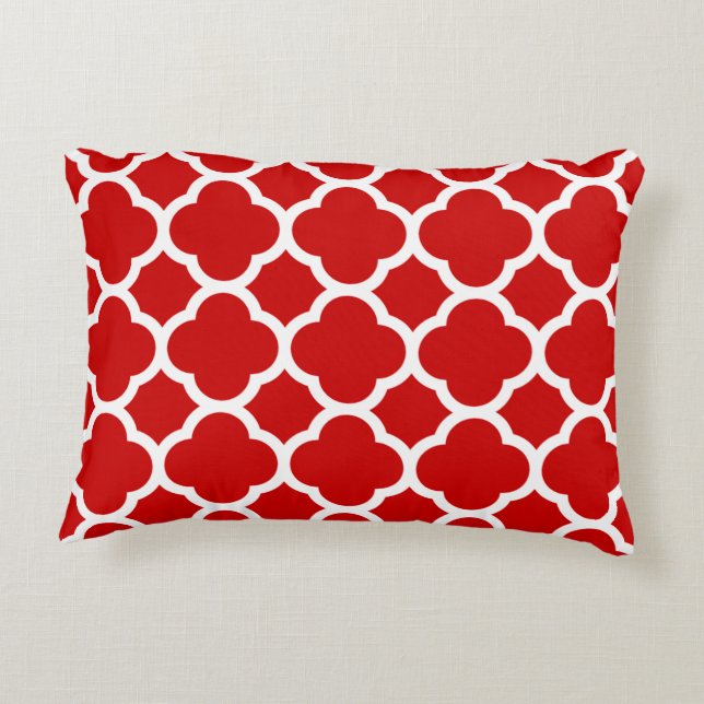 Red and White Quatrefoil Pattern Decorative Cushion (Back)
