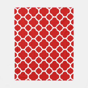 Red and White Quatrefoil Pattern Fleece Blanket