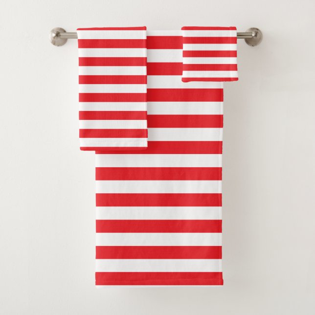 Red and White Striped Bath Towel Set (Insitu)