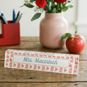 Red Apple & Heart Pattern Personalized Teacher Nameplate