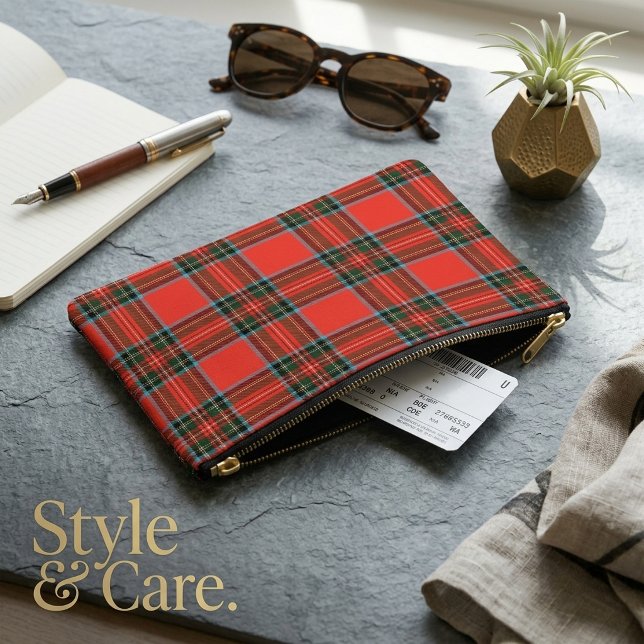 Red Black and White Plaid Pattern Accessory Pouch (Red Black and White Plaid Pattern Accessory Pouch)