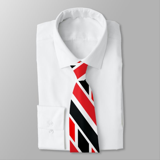 Red Black & White Pattern Tie (Tied)