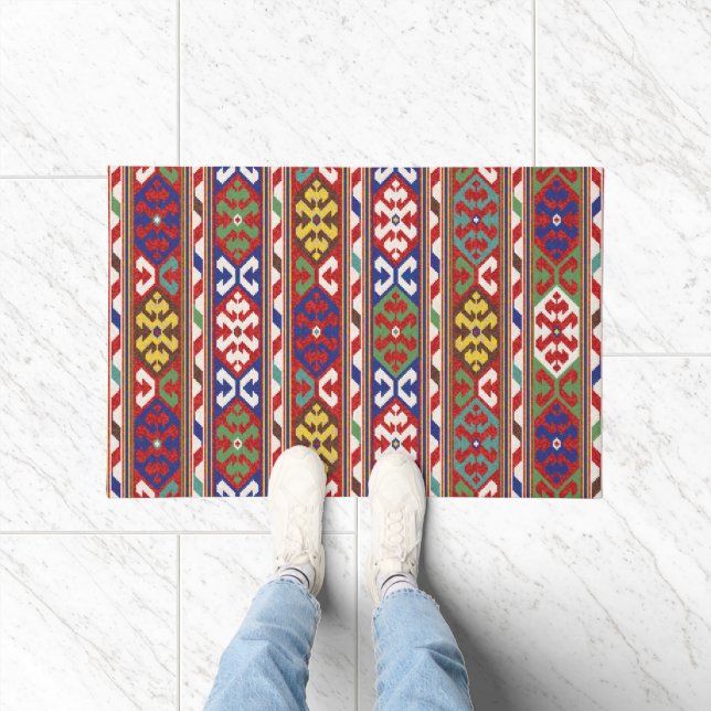 Red Blue Green Yellow White Oriental Kilim Rug (Indoor)