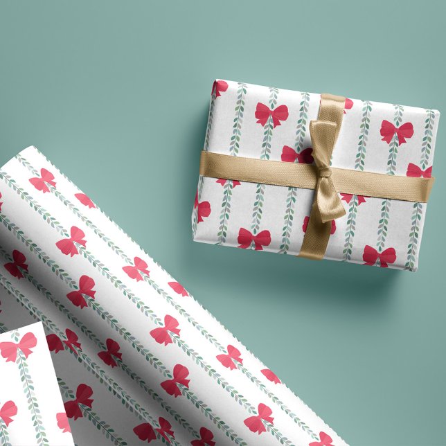 Red Bows & Garland Pattern For Christmas Gifts Wrapping Paper (Creator Uploaded)