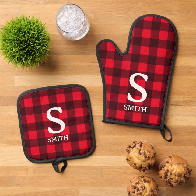 Red buffalo plaid custom monogram oven mitt & pot holder set (Top Down)