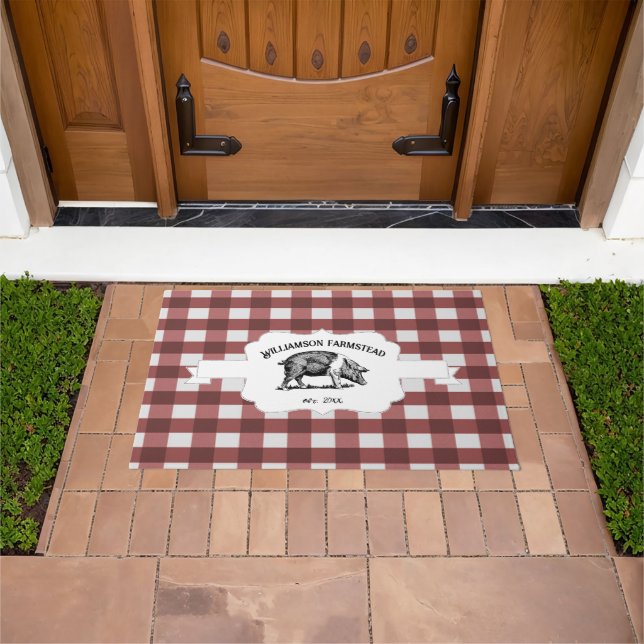 Red Buffalo Plaid Farm Pig Doormat (Outdoor)