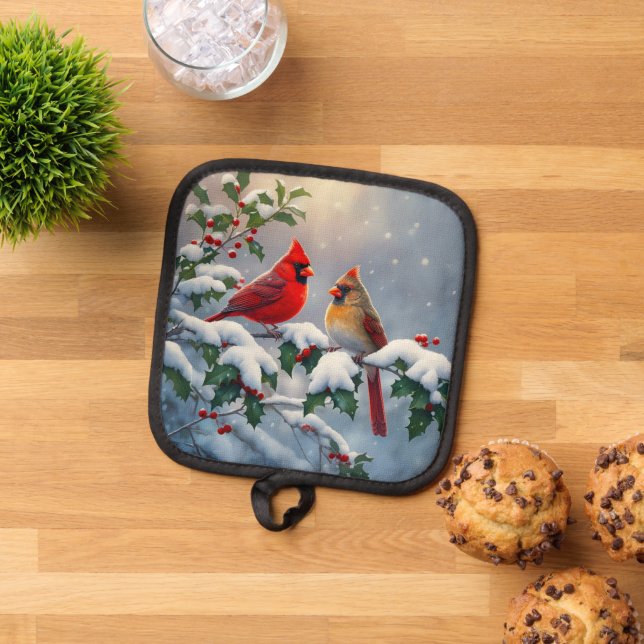 Red Cardinals and Holly in Snow Pot Holder (Top Down)