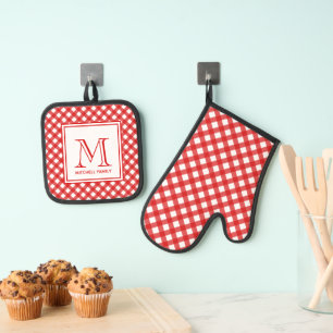 Red Country Style Gingham Pattern Monogram Oven Mitt & Pot Holder Set