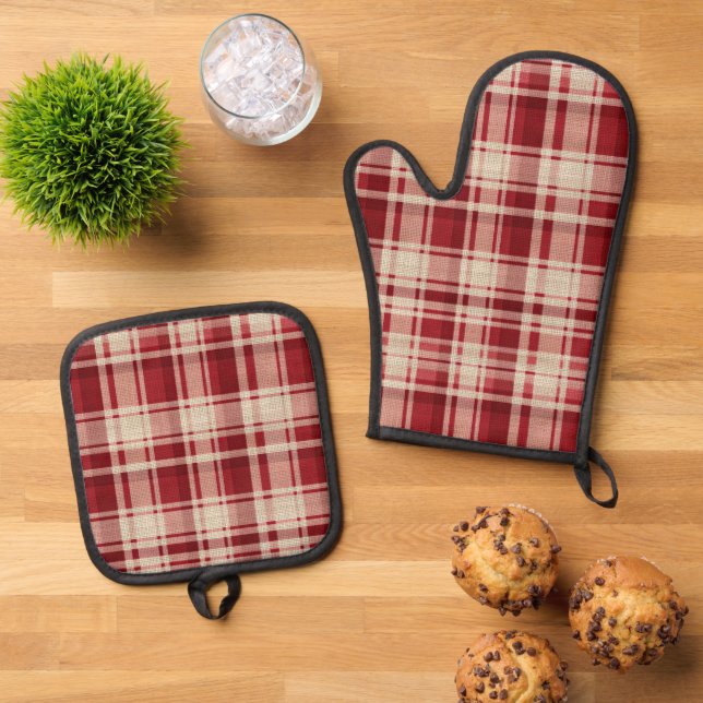 Red Cream Plaid Stripes Oven Mitt & Pot Holder Set (Top Down)