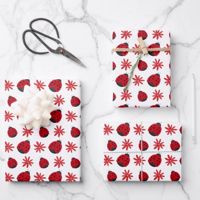 Red Daisy Ladybug Pattern Wrapping Paper Sheet (Front)