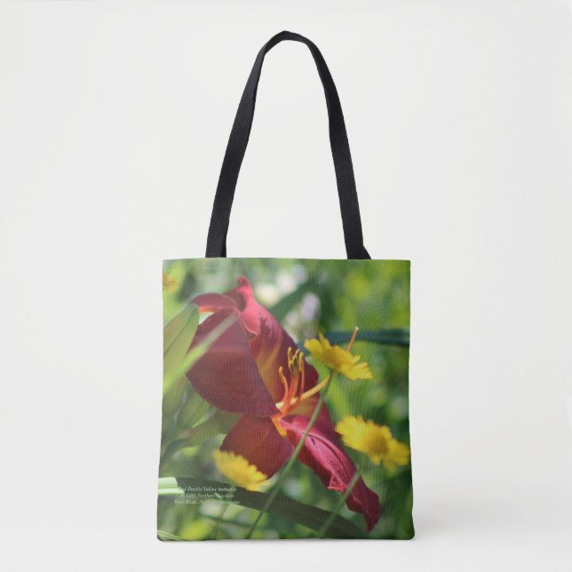 Red Daylily Yellow Anthemis Tote Bag (Front)