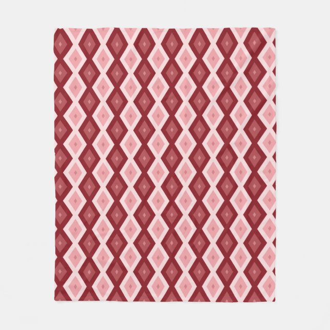 Red diamond pattern fleece blanket (Front)