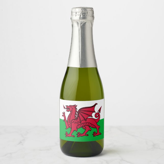 Red Dragon Celtic Flag of Wales & Welsh Sparkling Wine Label (Front)