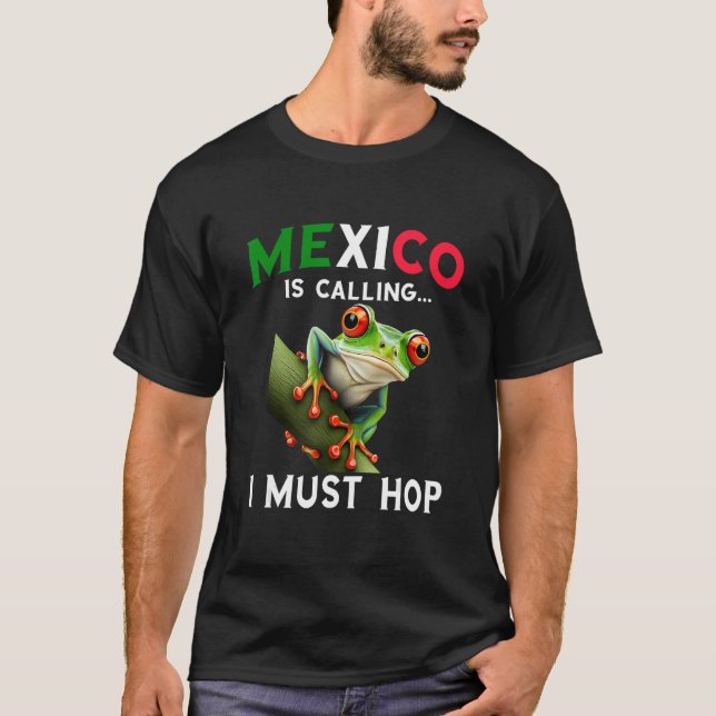 Red Eyed Tree Frog Rainforest Amphibian Mexico Is  T-Shirt (Front)