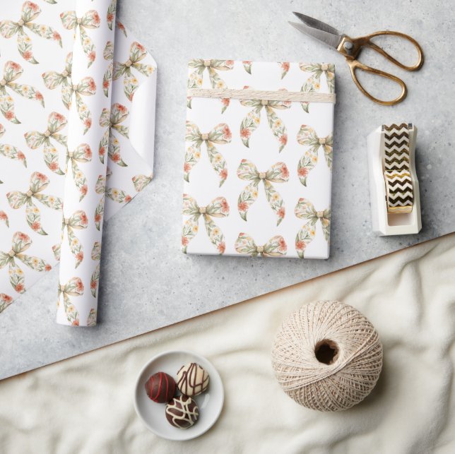 Red Floral Bows Birthday Wrapping Paper (Crafts)